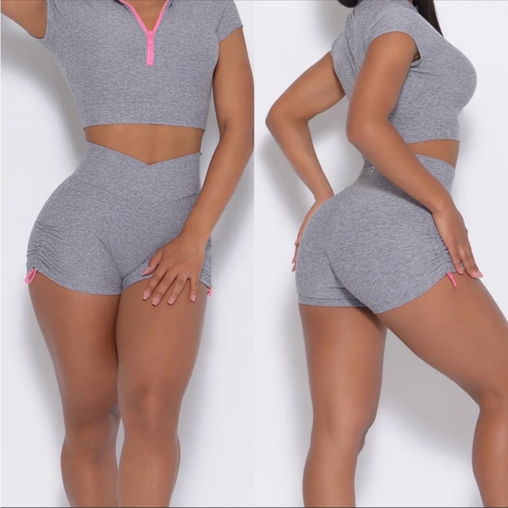 Bombshell toggle shorts and matching zip top in cloud grey size small